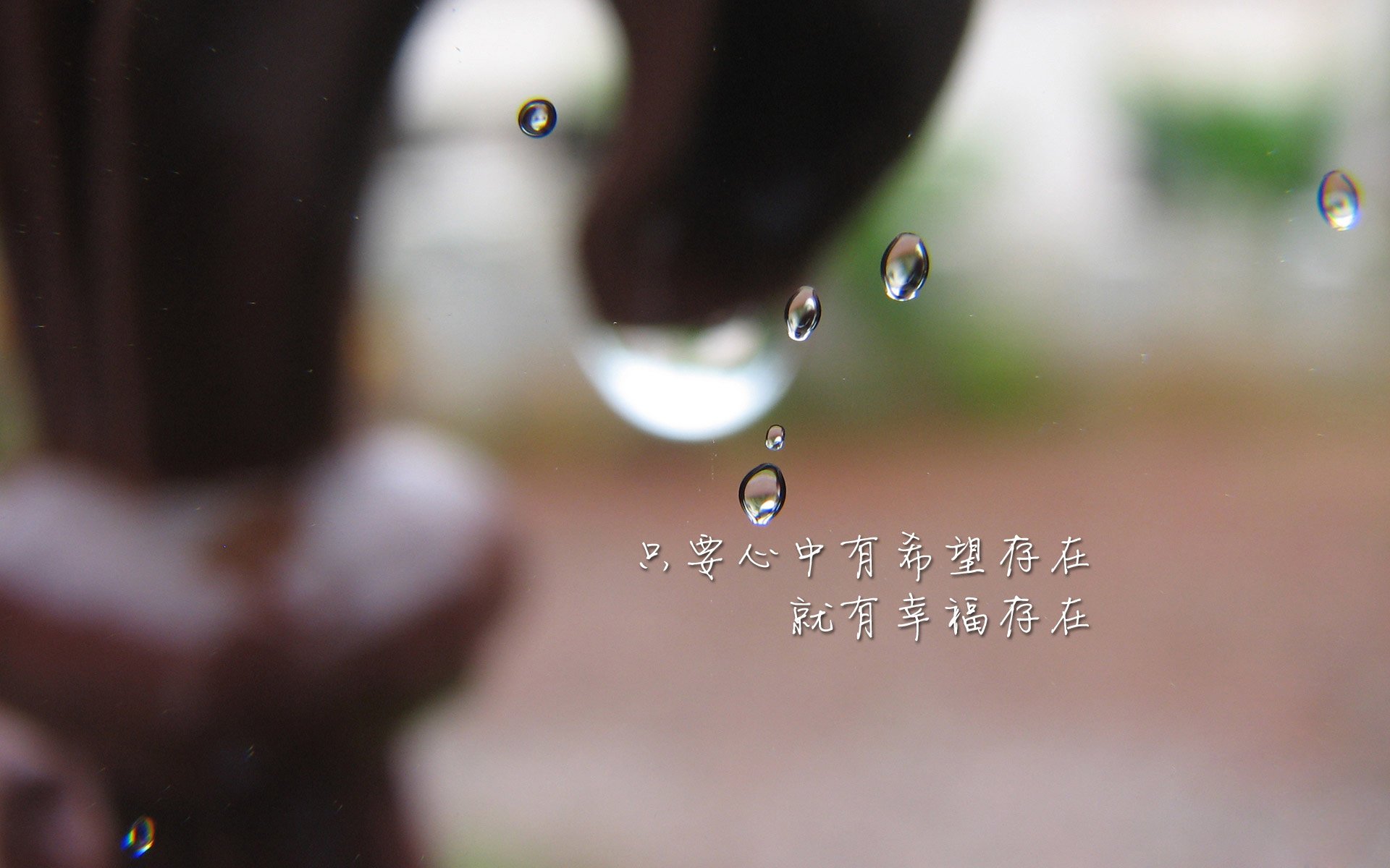 英雄联盟赛事数据分析：KDA与伤害占比，谁是团队核心输出？，英雄联盟kda水平