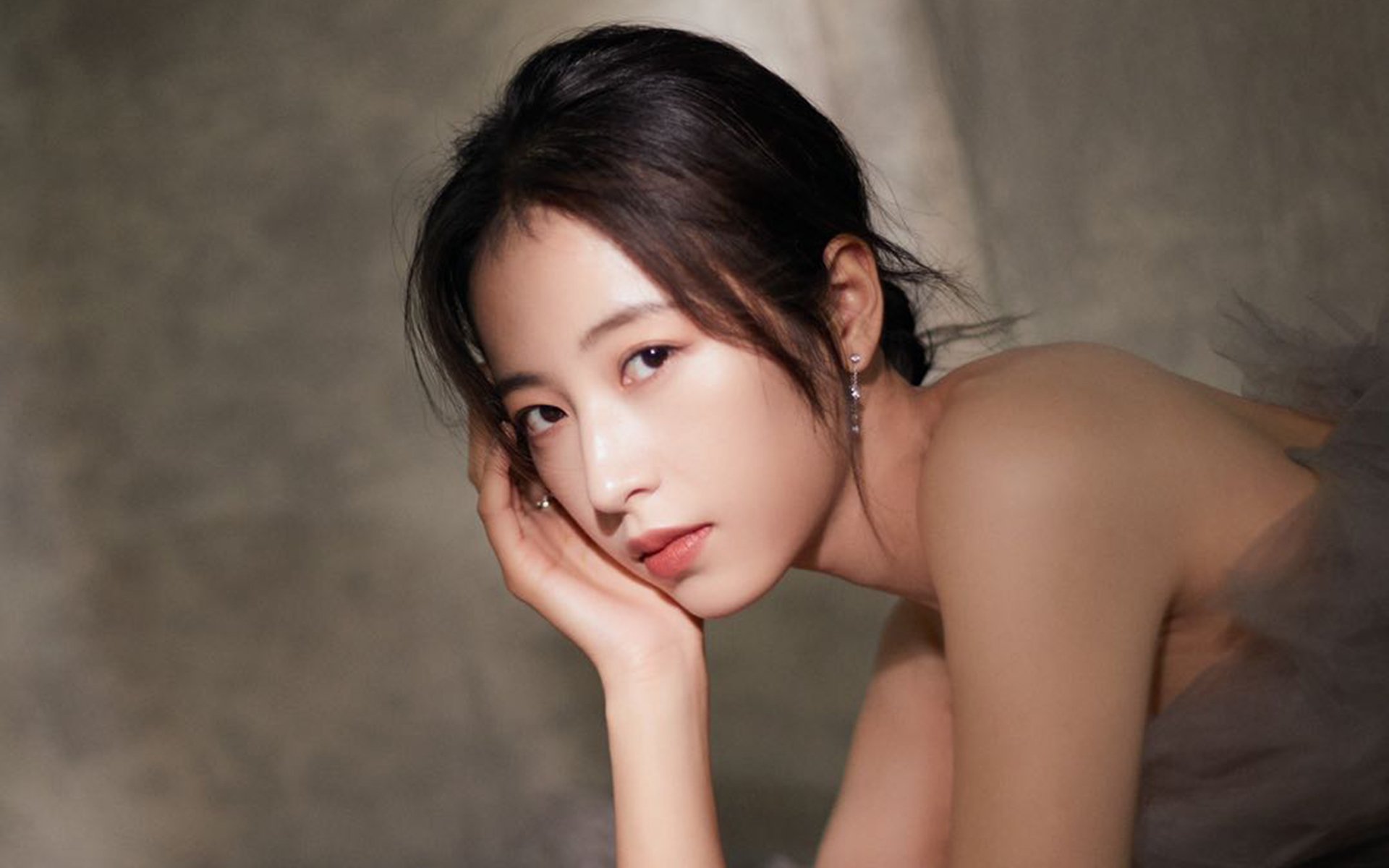 熊猫体育网页版-纽波特郡进攻组织严密，艾克斯球场期待胜利，纽波特之战